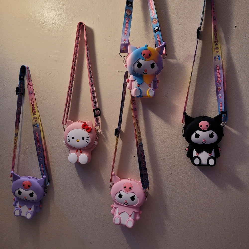 Crosboddy for girls and pens